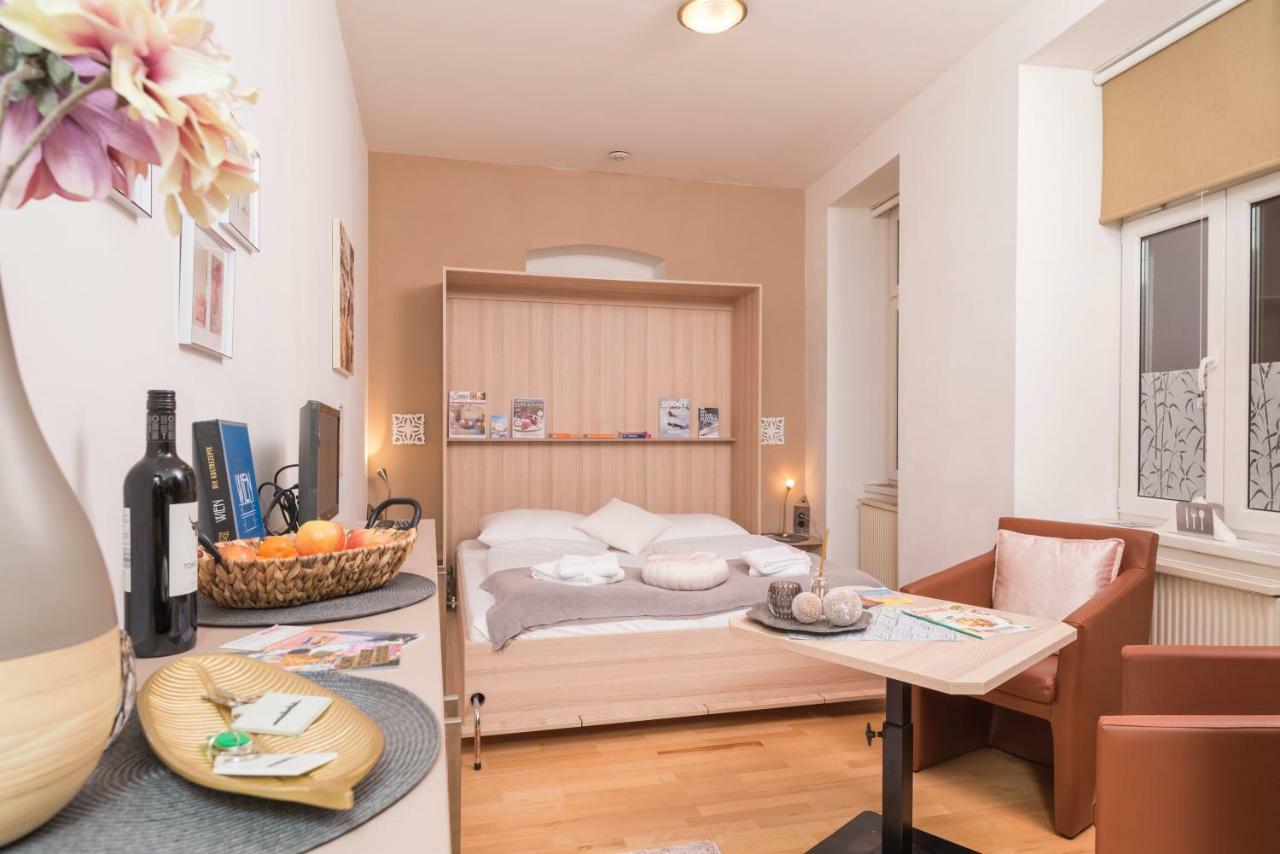 Tiny Hideaway Apartment Viena Exterior foto